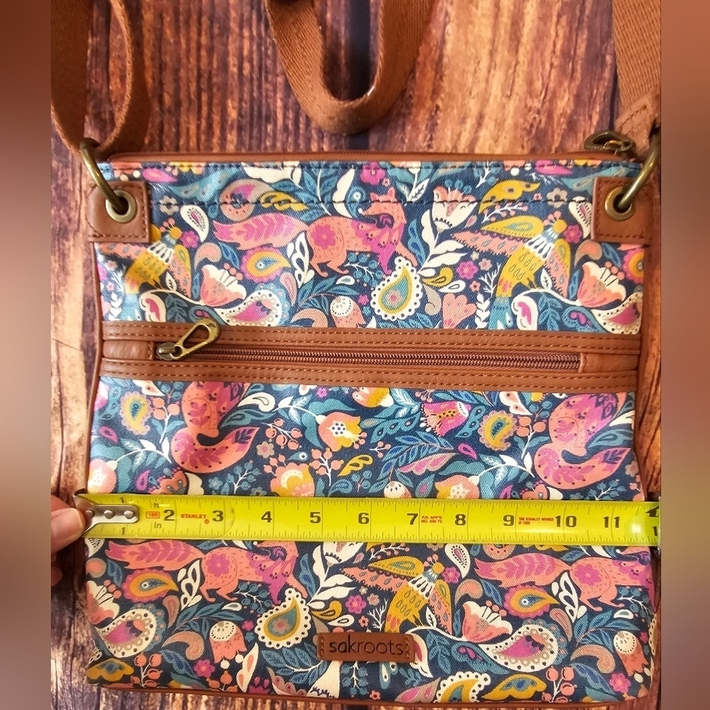 Sakroots Artist Circle Canvas Flat Crossbody Fox Woodland Bag Purse Travel - Picture 3 of 11
